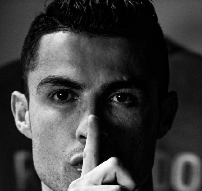 LPL唯一冠军诞生！BLG决胜局封神，Knight绕后斩杀，彻底摧毁TES