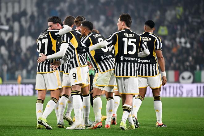 意甲-普利西奇双响拉比奥特世界波 米兰3-2登顶